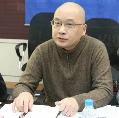 劳动报家居主编何天华祝房天下大展宏图