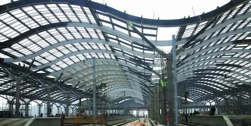 高铁无柱风雨棚