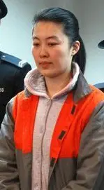 首都贪闫永喜情妇毛旭东居家照 盘点十大贪官1