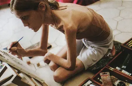 品牌地产16000元/平方米在线咨询"神经性厌食症"多发生于青春期女性