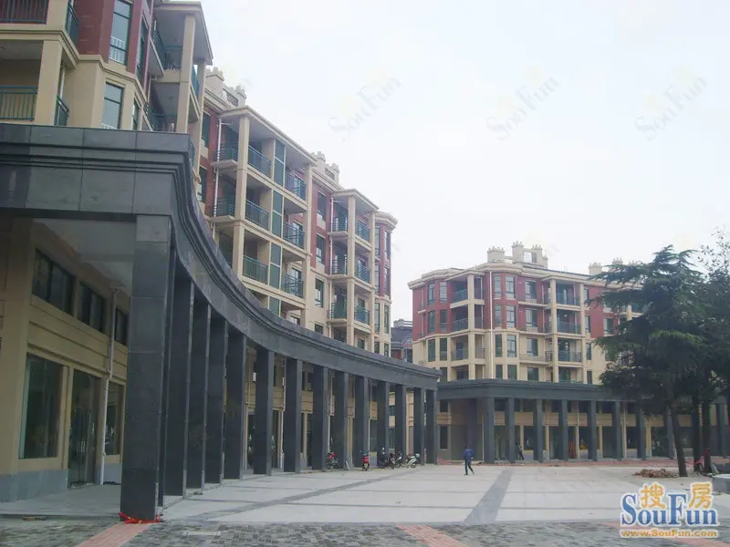 利华锦绣家园沿街商住楼实景