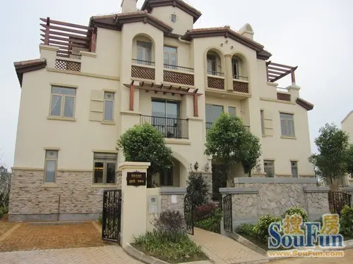 富力红树湾别墅外观