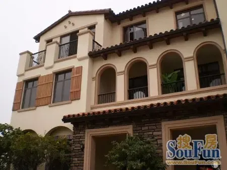 珀丽湾西班牙风情别墅