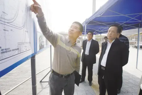 昨日上午,市委副书记,市长李毓全一行轻车简从,视察虎门白沙火车站
