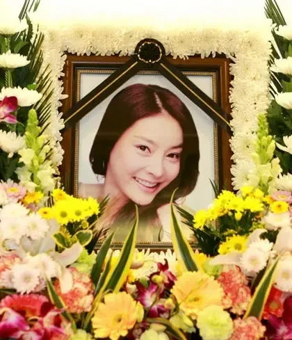 宋智善疑因韩国棒球选手朴泰勋自杀宋智善身前家居照曝光图