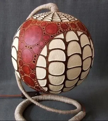 【葫芦灯】太美了,谁能想象它们是由葫芦雕刻而成滴呢