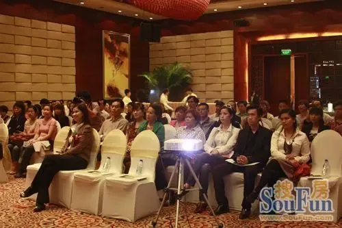 "绿色比华丽"产品说明会现场