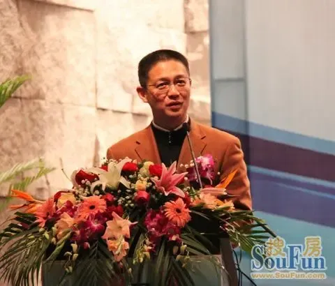 房集团苏州公司总经理李海做了网络创新营销主题演讲2011-2012中国