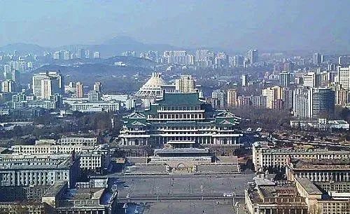 谁说朝鲜穷 朝鲜也有让你震惊的奢华建筑(图)