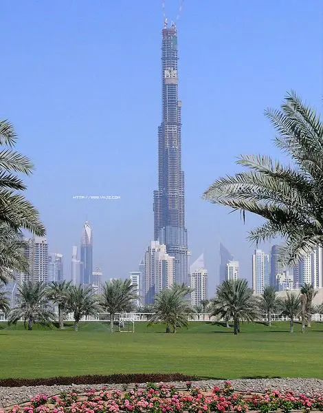 迪拜建全球最高住宅公主塔107层高4134米