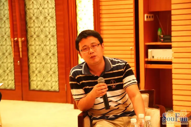 地产评论人、搜房网名博 风语