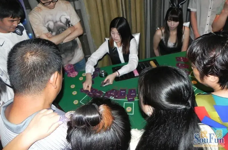 绿城御园拉斯维加斯之夜激情上演体验博彩乐趣