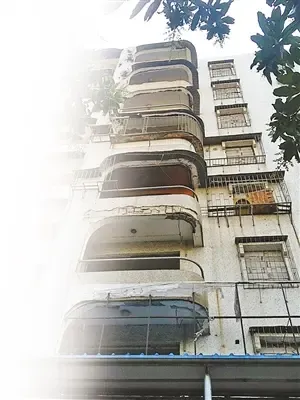 市住建局回应海砂危楼31家违法使用海砂企业受罚