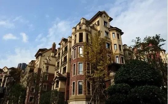 敢于超越别墅的洋房梧桐郡见证中渝地产20年品质传奇