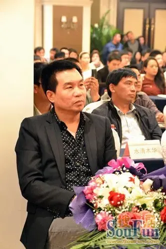 东易力天装饰董事长杨崇礼出席发布会