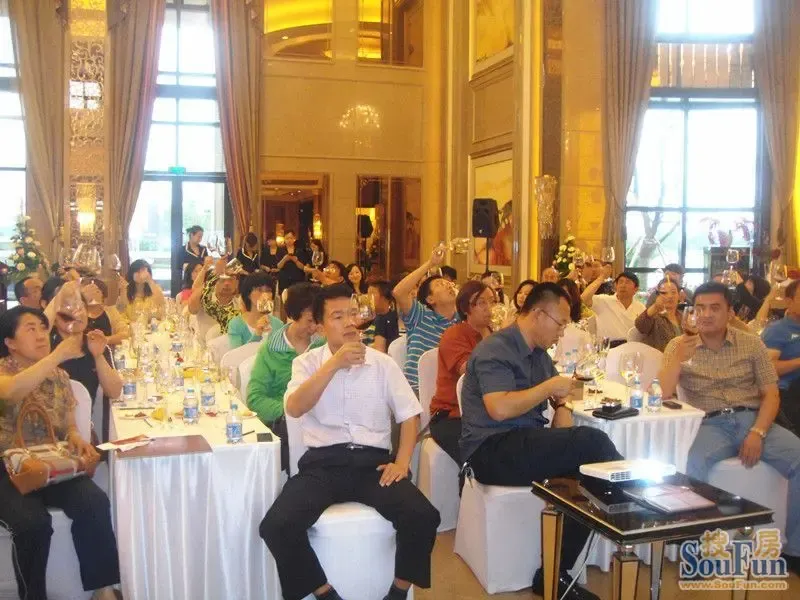 理想之城和招商银行高端红酒品鉴活动圆满落幕