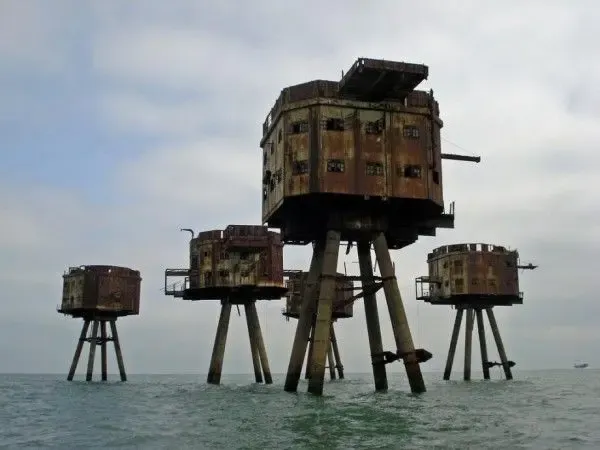 海上盖城邦 曾被海盗电台接管的二战海上堡垒