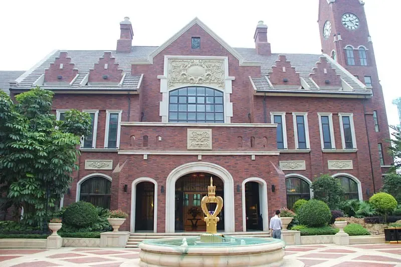 龙旺伊顿公馆看房记:乌龙江南岸的墅质生活