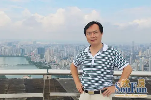 广西地王房地产开发有限公司副总经理覃剑先生