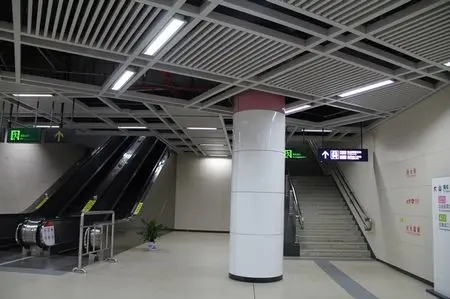 实地探访武汉地铁4号线换乘大站:洪山广场站双层站台换乘