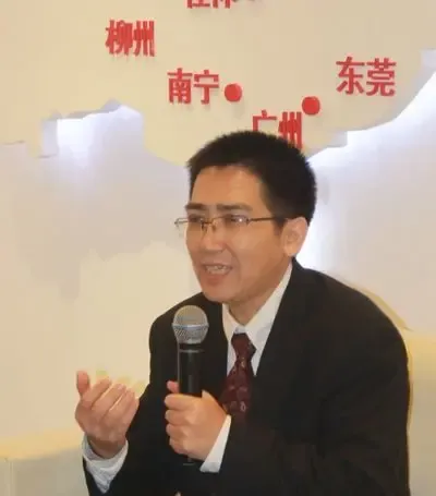 阳光100董事长易小迪善良的人更易成功