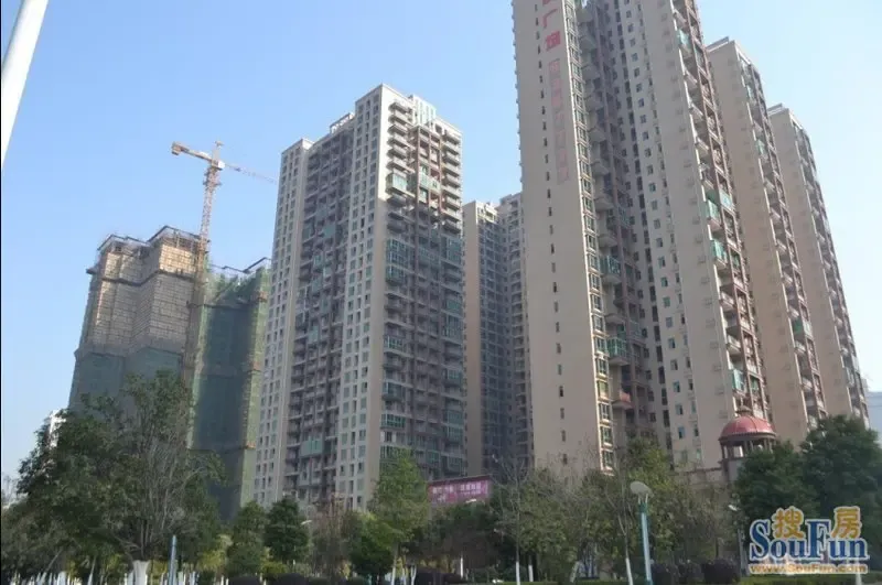 鹏利广场提前封金顶优惠大放送