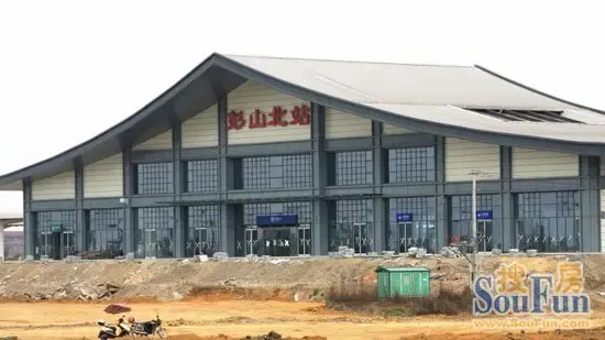 成绵乐客专彭山北眉山东青神三站形貌凸显