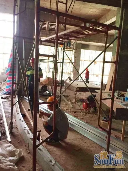 苏宁雅悦展销进场装修现场施工图