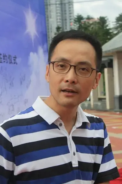 咨询水上活动激情上演清远简一大理石瓷砖总经理叶昌明在战略合作签约