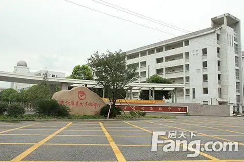 每卖出10套就有1套中惠卡丽兰房天下电商疯狂继续