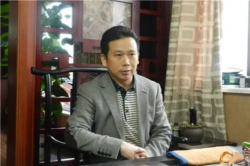 桂林金泽房产董事长罗威毅