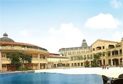 (华阳戛纳湾全景)