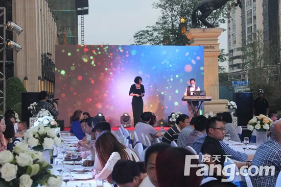 歌曲表演