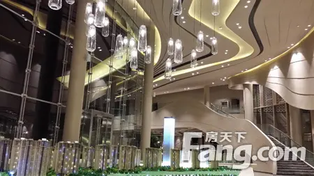 华发九龙湾样板示范区盛装启幕
