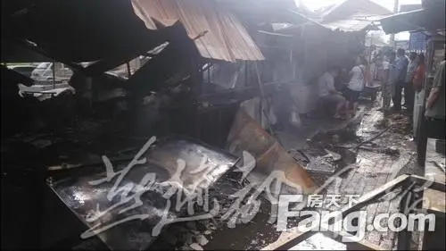 邯郸学院5号学生公寓楼下神秘起火 幸无人员伤亡