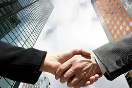 大型房企拿地热情高涨 银行“倒贴价”支持