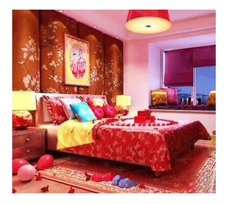 结婚照能放在床头吗结婚照挂床头风水禁忌及化