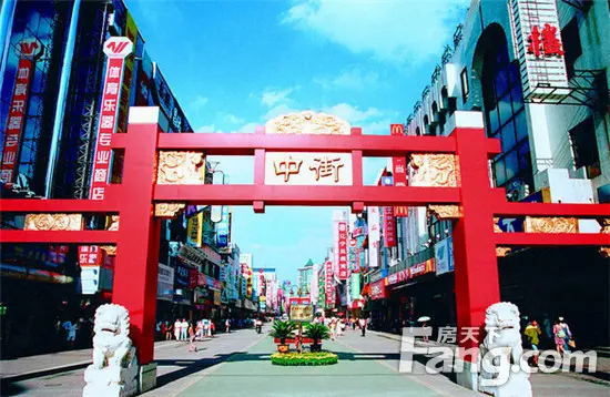 中国十大穷富省会PK 网友：扯出水平了