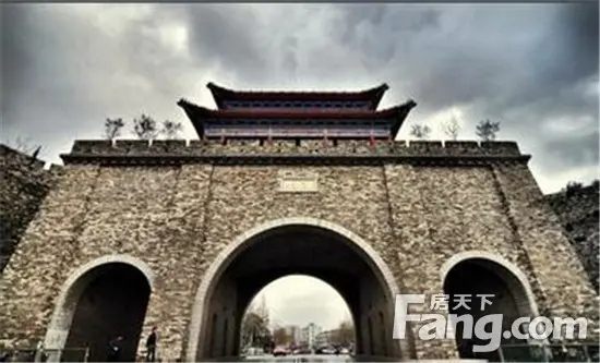中国十大穷富省会PK 网友：扯出水平了