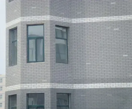 高楼外墙瓷片脱落怎么办