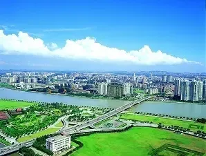 广州萝岗再挂牌两居住地 总起价超11亿元