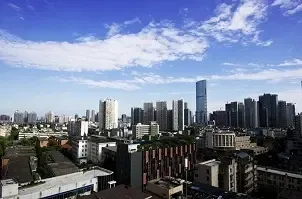 成都发展加速 半年内签约269个重大项目