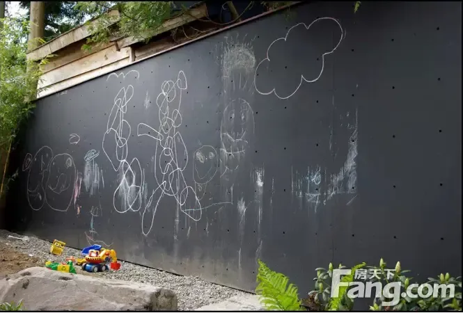 32款火爆黑板漆家居设计儿童专属涂鸦乐园