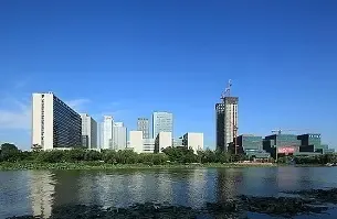金地入宁波鄞州一宅地 上半年拿地总额达131亿