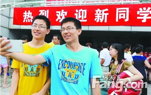 容大东海岸3对00后双胞胎考进清华小年仅14岁