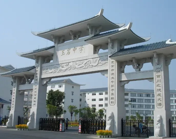 新黄埔区府力量撬动10大盘6号线集结精英群