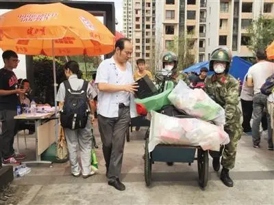 天津港爆炸1个月:多户民居遭翻动 财物丢失