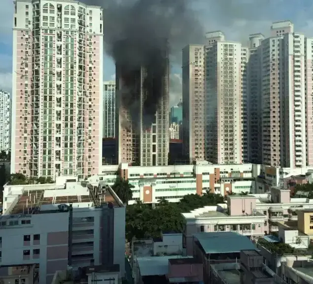 罗湖万象城都市名园发生火灾