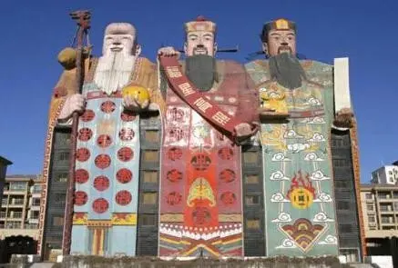 组图：建筑闪瞎眼 数一数中国坑建筑