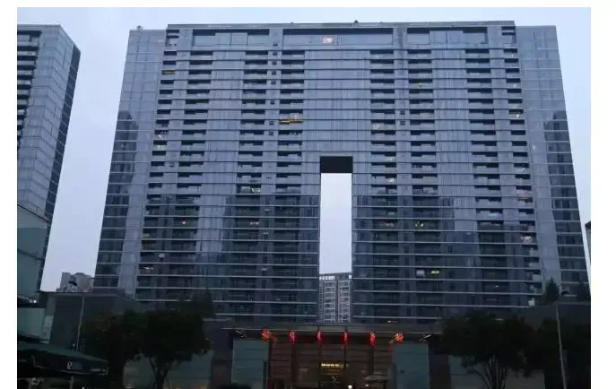 绿城玉兰广场